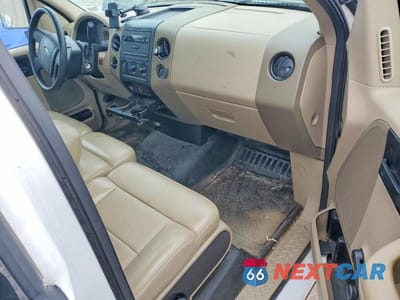 Zdjęcie 8 z 11 samochodu: 2007 FORD F150 VIN:1FTRF12W47KD54048 - miniatura