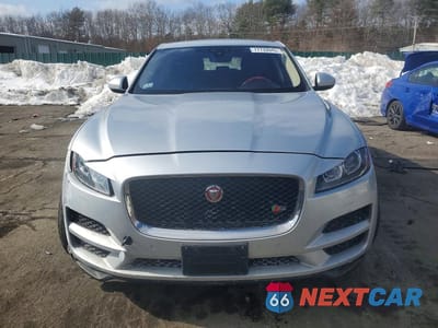 Piąte zdjęcie samochodu w środku: 2020 JAGUAR F-PACE PRESTIGE VIN:SADCK2GX5LA634493 - miniatura