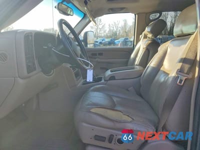 Zdjęcie 7 z 12 samochodu: 2007 CHEVROLET SILVERADO K2500 HEAVY DUTY VIN:1GCHK23DX7F114621 - miniatura