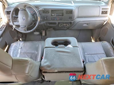 Zdjęcie 8 z 12 samochodu: 2003 FORD F350 SRW SUPER DUTY VIN:1FTSW31P23EC22678 - miniatura