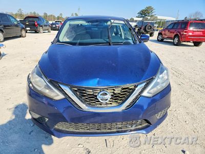 Piąte zdjęcie samochodu w środku: 2017 NISSAN SENTRA S VIN:3N1AB7AP4HY274454 - miniatura