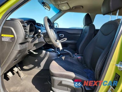 Zdjęcie 7 z 12 samochodu: 2017 KIA SOUL BASE VIN:KNDJN2A2XH7881567 - miniatura