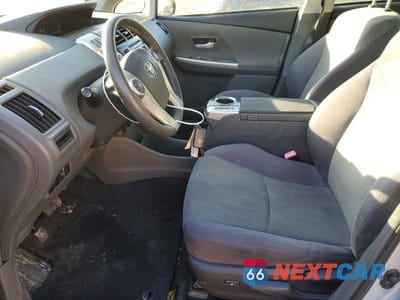 Zdjęcie 7 z 12 samochodu: 2012 TOYOTA PRIUS V VIN:JTDZN3EU2C3051539 - miniatura