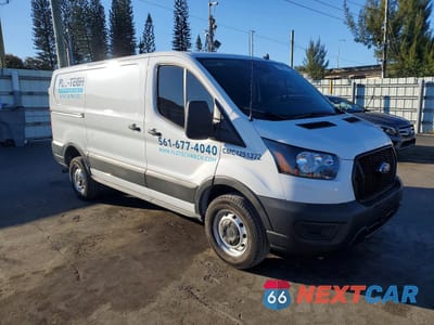 Czwarte zdjęcie samochodu z boku: 2024 FORD TRANSIT T VIN:1FTBR1Y80RKB90124 - miniatura