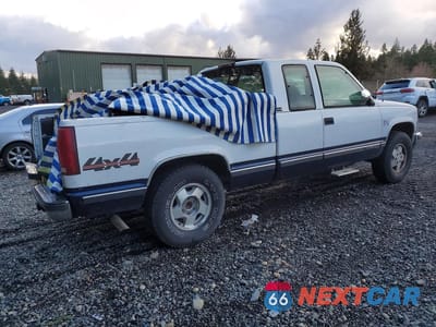 Trzecie zdjęcie samochodu z tyłu: 1994 GMC SIERRA K1500 VIN:2GTEK19K5R1574945 - miniatura