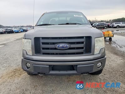 Piąte zdjęcie samochodu w środku: 2010 FORD F150 SUPER CAB VIN:1FTEX1E85AFA71344 - miniatura