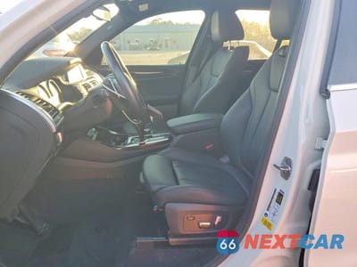 Zdjęcie 7 z 12 samochodu: 2019 BMW X3 SDRIVE30I VIN:5UXTR7C50KLF33424 - miniatura