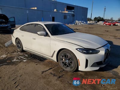 Czwarte zdjęcie samochodu z boku: 2023 BMW I4 EDRIVE 40 VIN:WBY73AW0XPFN92225 - miniatura