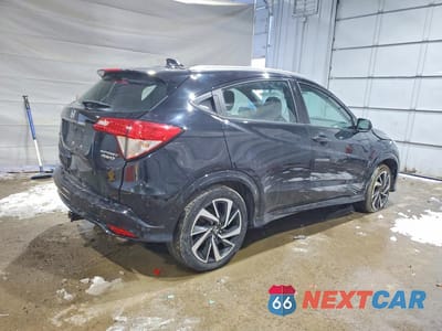 Trzecie zdjęcie samochodu z tyłu: 2019 HONDA HR-V SPORT VIN:3CZRU6H12KG707881 - miniatura