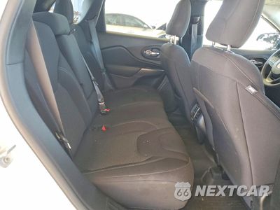 Zdjęcie 10 z 13 samochodu: 2020 JEEP CHEROKEE LATITUDE VIN:1C4PJLCB2LD654800 - miniatura