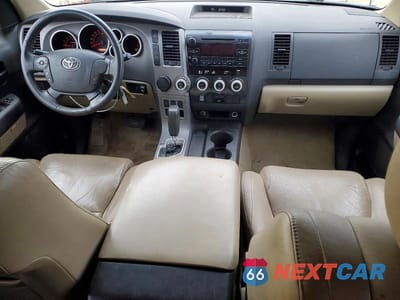 Zdjęcie 8 z 13 samochodu: 2010 TOYOTA SEQUOIA SR5 VIN:5TDZM5G13AS001651 - miniatura