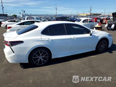 Trzecie zdjęcie samochodu z tyłu: 2023 TOYOTA CAMRY SE VIN:4T1G11AK7PU750060 - miniatura