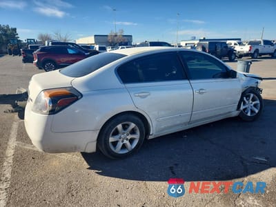 Trzecie zdjęcie samochodu z tyłu: 2008 NISSAN ALTIMA 2.5 VIN:1N4AL21E98N524186 - miniatura