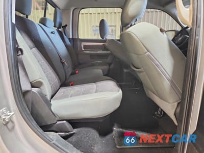 Zdjęcie 10 z 11 samochodu: 2020 RAM 1500 CLASSIC SLT VIN:1C6RR6TT4LS134127 - miniatura