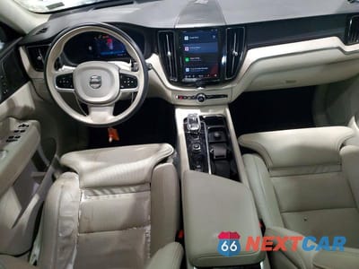 Zdjęcie 8 z 13 samochodu: 2023 VOLVO XC60 ULTIMATE VIN:YV4L12RA2P1204138 - miniatura