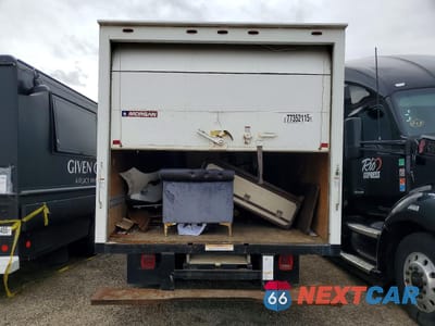 Zdjęcie 6 z 13 samochodu: 2016 FORD E350 BOX TRUCK VIN:1FDWE3FL2GDC25095 - miniatura