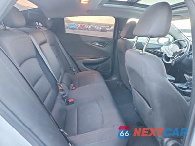 Zdjęcie 10 z 12 samochodu: 2018 CHEVROLET MALIBU LT VIN:1G1ZD5ST3JF129390 - miniatura