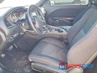 Zdjęcie 7 z 12 samochodu: 2016 DODGE CHALLENGER SXT VIN:2C3CDZAG8GH131785 - miniatura