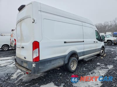 Trzecie zdjęcie samochodu z tyłu: 2021 FORD TRANSIT UTILITY / SERVICE VAN VIN:1FTBF4XG9MKA89790 - miniatura