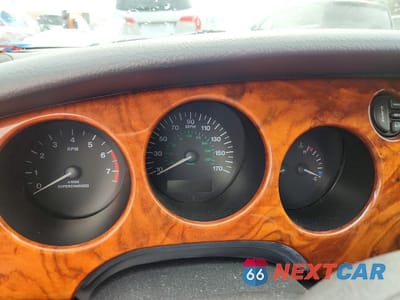 Zdjęcie 9 z 12 samochodu: 2002 JAGUAR XKR VIN:SAJDA41B92PA27511 - miniatura