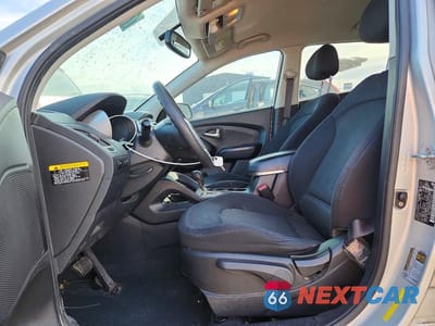 Zdjęcie 7 z 13 samochodu: 2013 HYUNDAI TUCSON GL VIN:KM8JT3AB0DU607460 - miniatura
