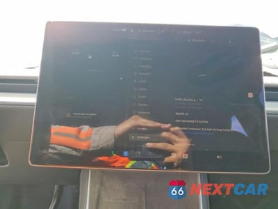 Zdjęcie 9 z 14 samochodu: 2026 TESLA MODEL Y VIN:7SAYGDEE1TF347534 - miniatura