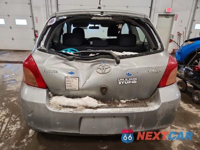 Zdjęcie 6 z 12 samochodu: 2007 TOYOTA YARIS VIN:JTDJT923185211309 - miniatura