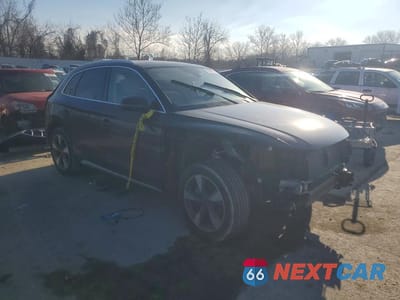 Czwarte zdjęcie samochodu z boku: 2022 AUDI Q5 PREMIUM 40 VIN:WA1ABAFY1N2113656 - miniatura