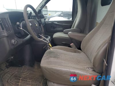 Zdjęcie 7 z 12 samochodu: 2014 CHEVROLET EXPRESS G3500 UTILITY / SERVICE TRUCK VIN:1GB0G2CG4E1200899 - miniatura