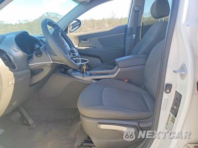 Zdjęcie 7 z 12 samochodu: 2012 KIA SPORTAGE BASE VIN:KNDPB3A27C7261583 - miniatura