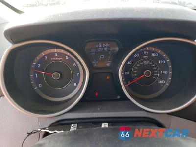 Zdjęcie 9 z 11 samochodu: 2013 HYUNDAI ELANTRA GLS VIN:KMHDH4AE0DU583899 - miniatura