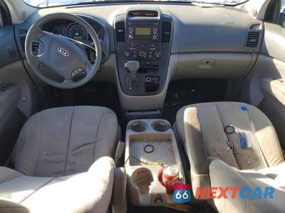 Zdjęcie 8 z 12 samochodu: 2010 KIA SEDONA LX VIN:KNDMG4C34A6334685 - miniatura