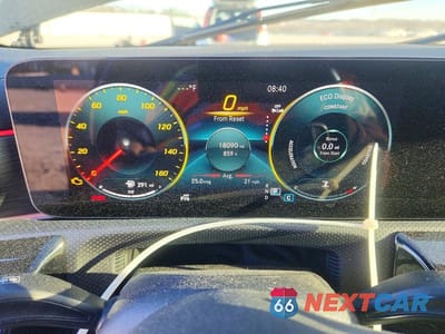 Zdjęcie 9 z 12 samochodu: 2022 MERCEDES-BENZ CLA 250 VIN:W1K5J4GB5NN320884 - miniatura