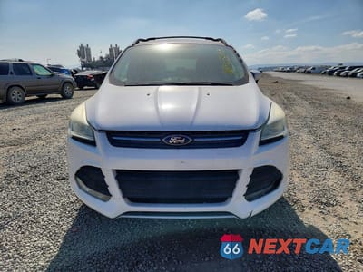 Piąte zdjęcie samochodu w środku: 2014 FORD ESCAPE SE VIN:1FMCU0GX2EUB16204 - miniatura