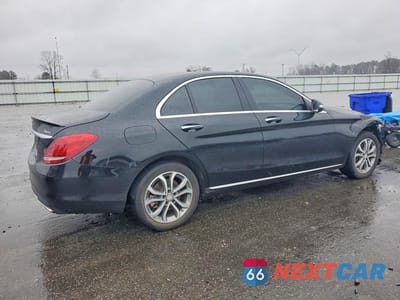 Trzecie zdjęcie samochodu z tyłu: 2015 MERCEDES-BENZ C 300 4MATIC VIN:55SWF4KBXFU068622 - miniatura