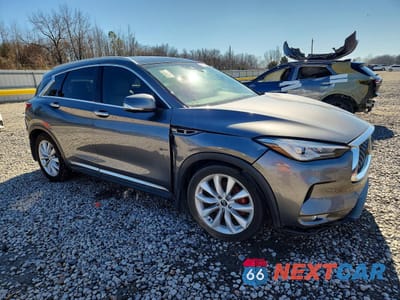 Czwarte zdjęcie samochodu z boku: 2019 INFINITI QX50 ESSENTIAL VIN:3PCAJ5M19KF125679 - miniatura