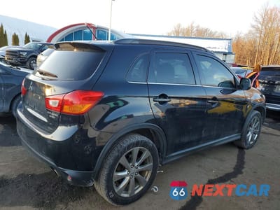 Trzecie zdjęcie samochodu z tyłu: 2013 MITSUBISHI OUTLANDER SPORT LE VIN:4A4AR5AU5DE018679 - miniatura