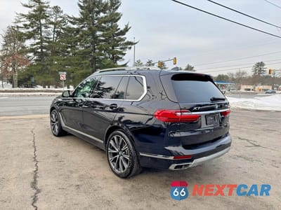 Czwarte zdjęcie samochodu z boku: 2020 BMW X7 XDRIVE40I VIN:5UXCW2C09L9B86495 - miniatura