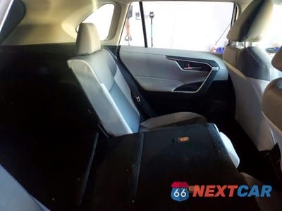 Zdjęcie 11 z 13 samochodu: 2020 TOYOTA RAV4 HYBRID XLE VIN:JTMRWRFV3LD070232 - miniatura