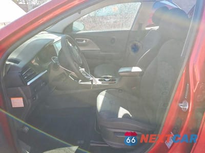 Zdjęcie 7 z 12 samochodu: 2022 KIA NIRO LX VIN:KNDCB3LC7N5534802 - miniatura