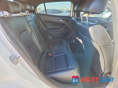 Zdjęcie 10 z 12 samochodu: 2019 MERCEDES-BENZ GLA 250 4MATIC VIN:WDCTG4GB4KU009779 - miniatura