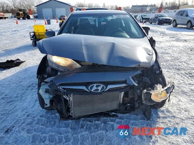 Piąte zdjęcie samochodu w środku: 2013 HYUNDAI ACCENT GLS VIN:KMHCT4AE6DU553137 - miniatura