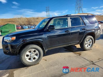 2021 TOYOTA 4RUNNER SR5 JTEMU5JR6M5900177 - główne zdjęcie licytacji z USA - miniatura