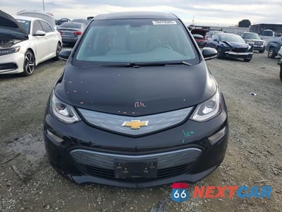 Piąte zdjęcie samochodu w środku: 2018 CHEVROLET BOLT EV LT VIN:1G1FW6S09J4131312 - miniatura