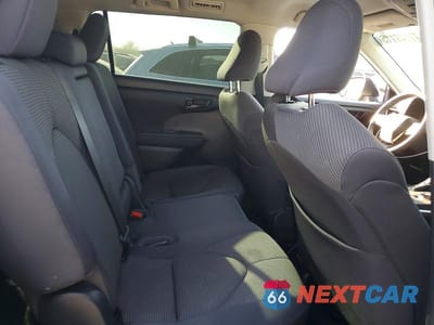 Zdjęcie 10 z 12 samochodu: 2022 TOYOTA HIGHLANDER L VIN:5TDCZRAH7NS101665 - miniatura