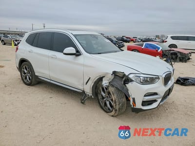 Czwarte zdjęcie samochodu z boku: 2021 BMW X3 SDRIVE30I VIN:5UXTY3C02M9E16220 - miniatura