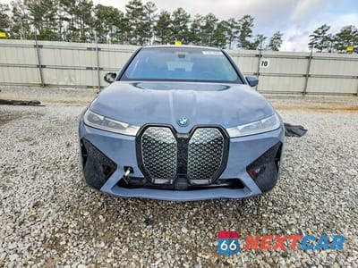 Piąte zdjęcie samochodu w środku: 2024 BMW IX XDRIVE50 VIN:WB523CF09RCN79618 - miniatura