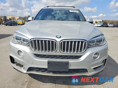 Piąte zdjęcie samochodu w środku: 2017 BMW X5 XDRIVE35D VIN:5UXKS4C35H0Y15840 - miniatura