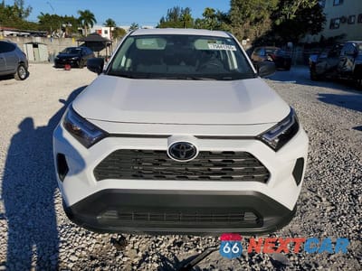 Piąte zdjęcie samochodu w środku: 2025 TOYOTA RAV4 LE VIN:2T3H1RFV3SC308626 - miniatura