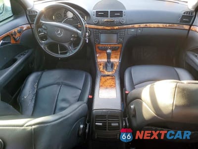 Zdjęcie 8 z 12 samochodu: 2009 MERCEDES-BENZ E 350 4MATIC VIN:WDBUF87X49B423035 - miniatura